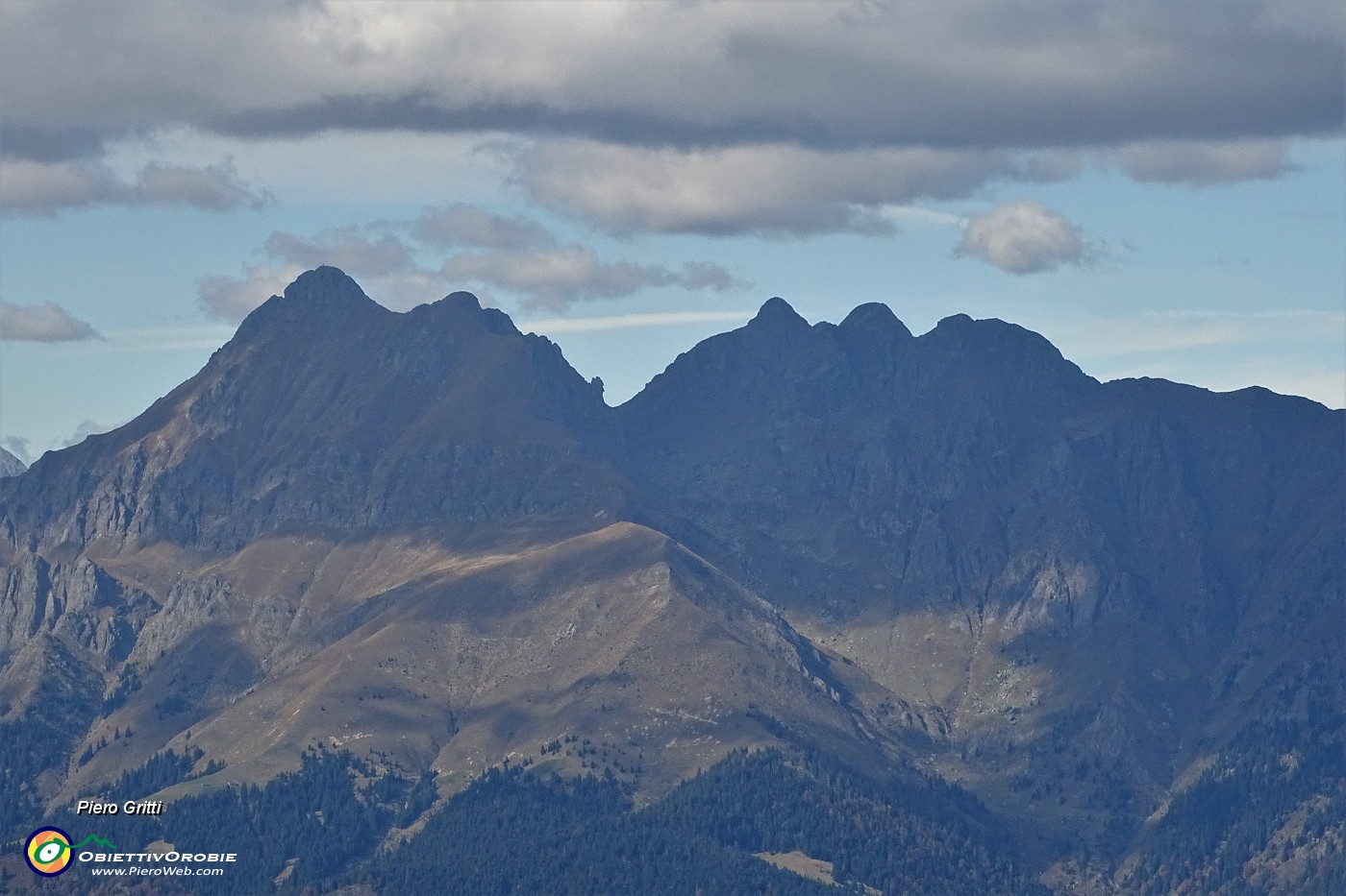 65 Vista verso il gruppo del Tre Signori.JPG